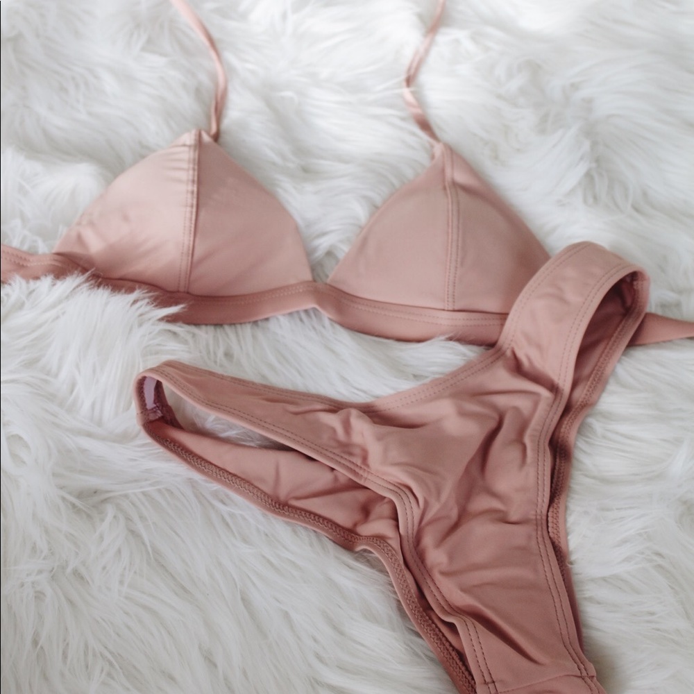 NEW ๐ธ Mauve Baby pink sexy simple chic bikini - Picture 2 of 7